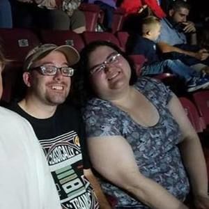 Meet your Posher, Kendra